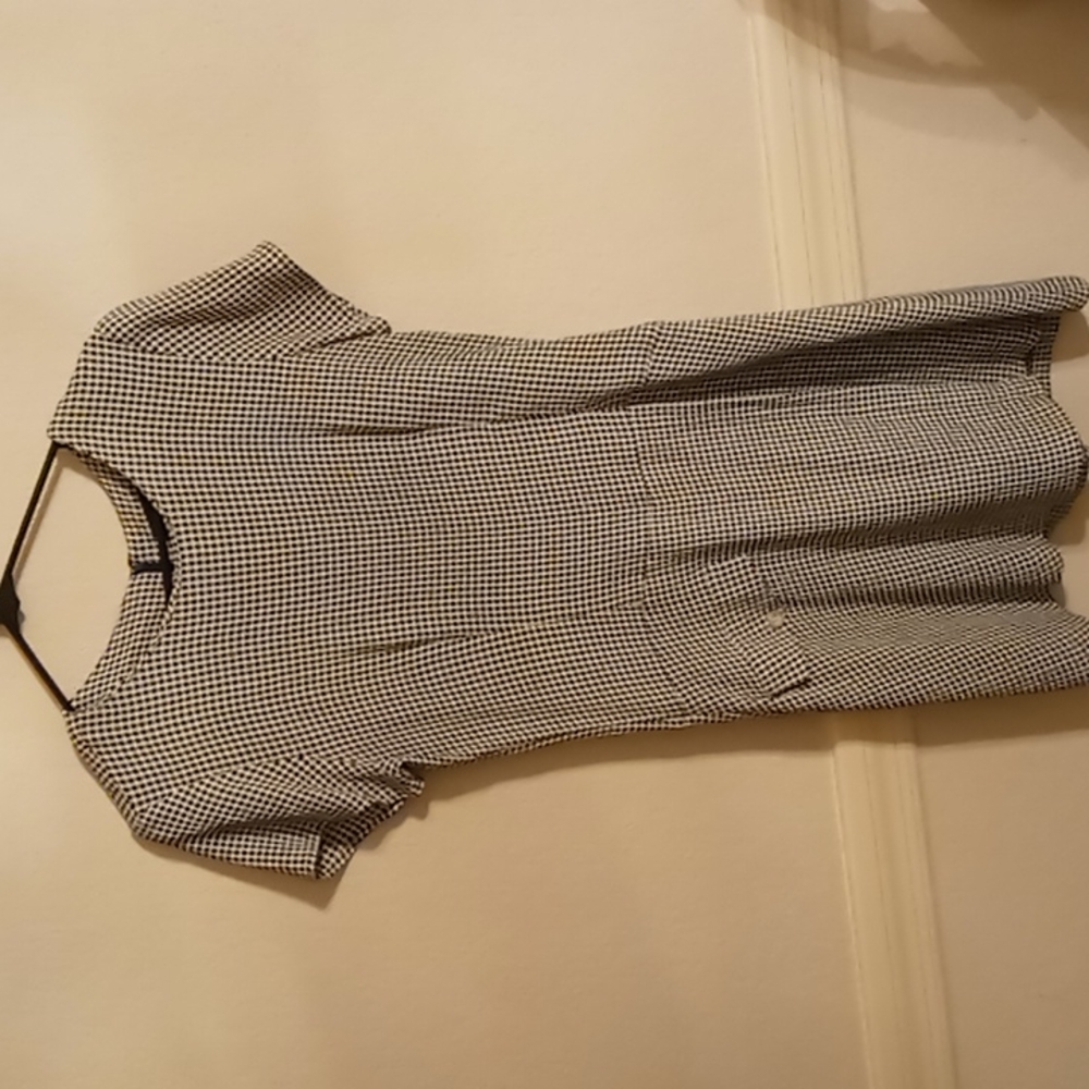 Meghan Elisse Juniors Short Black n White Checkered Dress  SZ 7/8